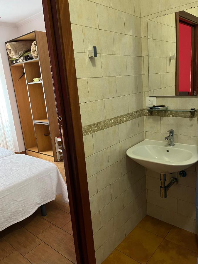 Pension A Pedra Думбрия Екстериор снимка